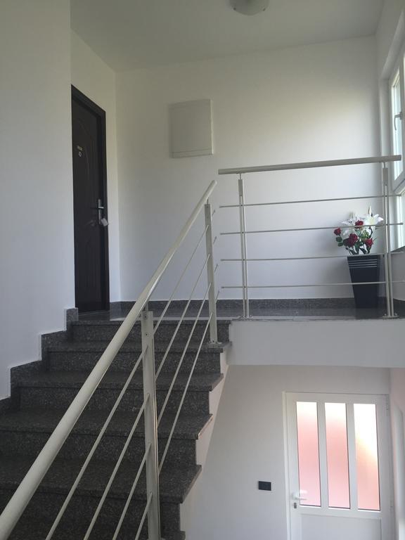 Apartment Bamba Grebastica Bagian luar foto